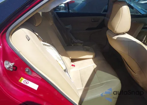 2017 Toyota Camry Xle z USA, uszkodzony, nr VIN 4T1BF1FK7HU653298